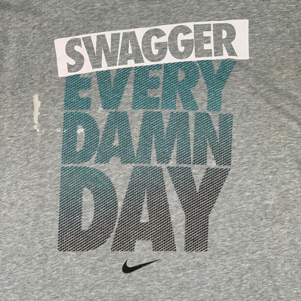 Nike T-Shirt Mens XL Gray Swagger Every Damn Day Dri-FIT Graphic Tee Athletic